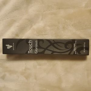 Younique touch face primer